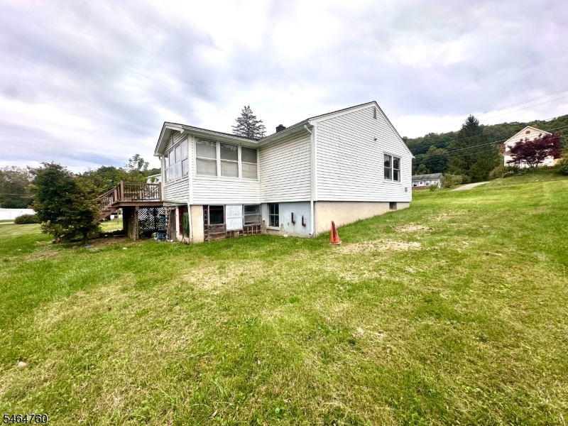 270 Munsonhurst Road Franklin, NJ 07416 - Photo 4 of 12 Gallery Image 4