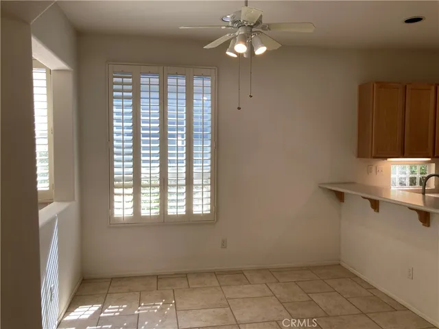 a view of empty room with window