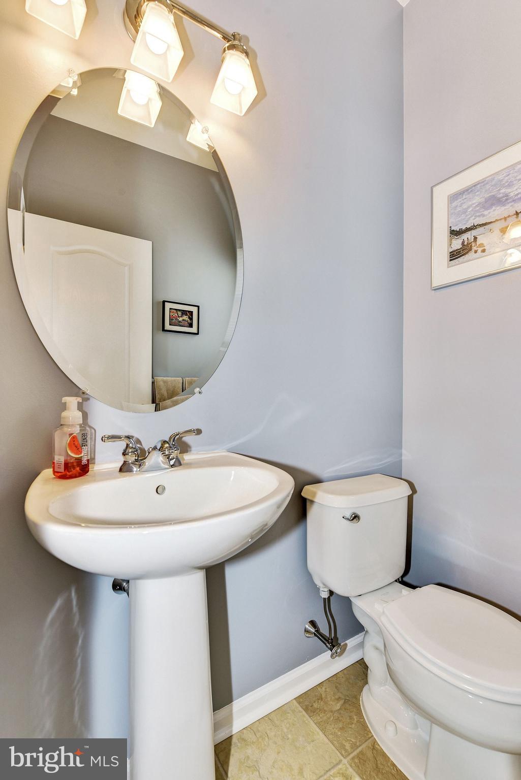 5 Frost Road Cinnaminson, NJ 08077 - Photo 14 of 32 Powder Room