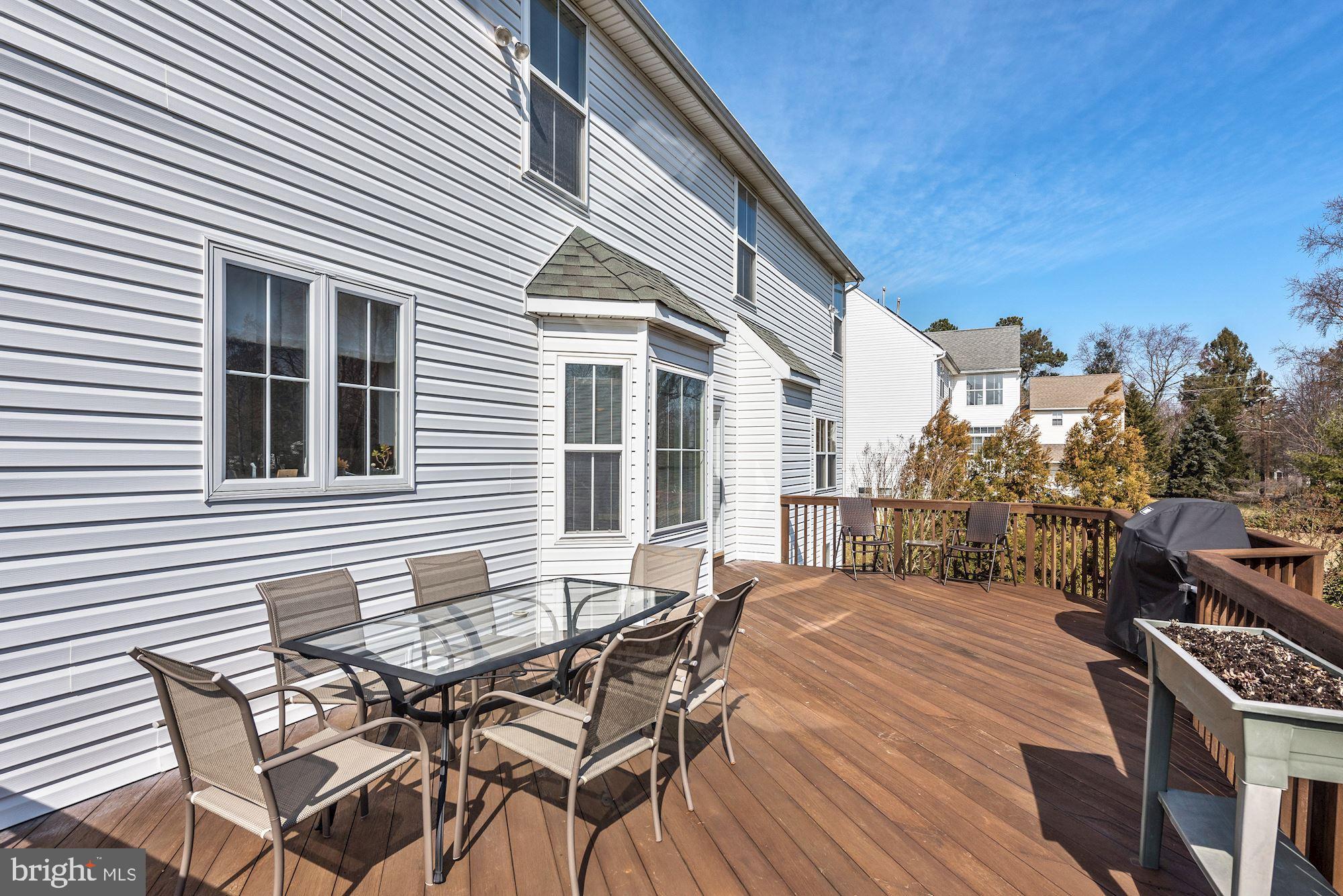 5 Frost Road Cinnaminson, NJ 08077 - Photo 16 of 32 Deck