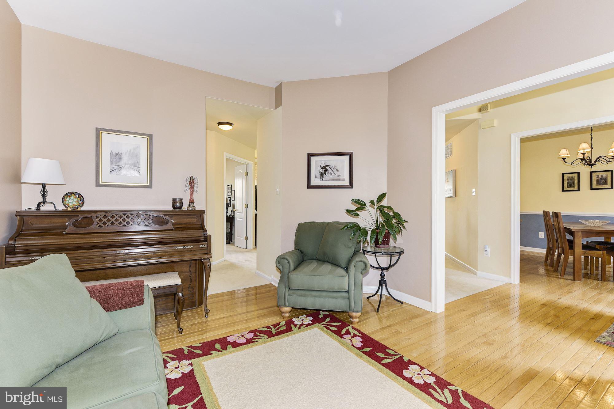 5 Frost Road Cinnaminson, NJ 08077 - Photo 9 of 32 Living Room