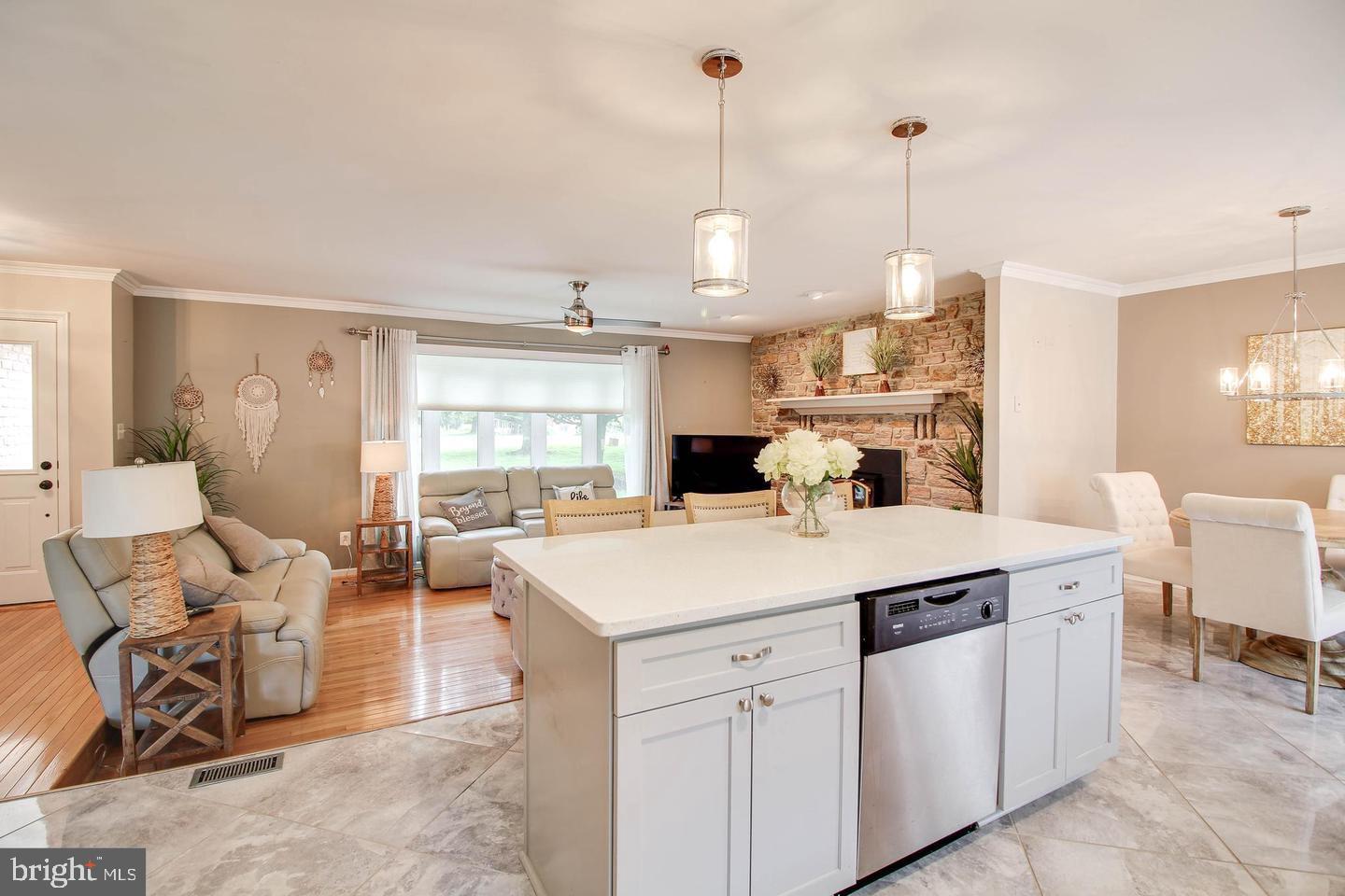 9311 Dogwood Road Windsor Mill, MD 21244 - Photo 10 of 66