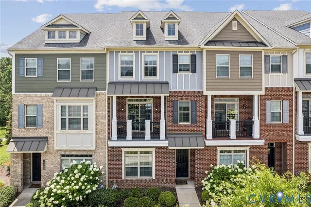 a front view of a residential apartment building