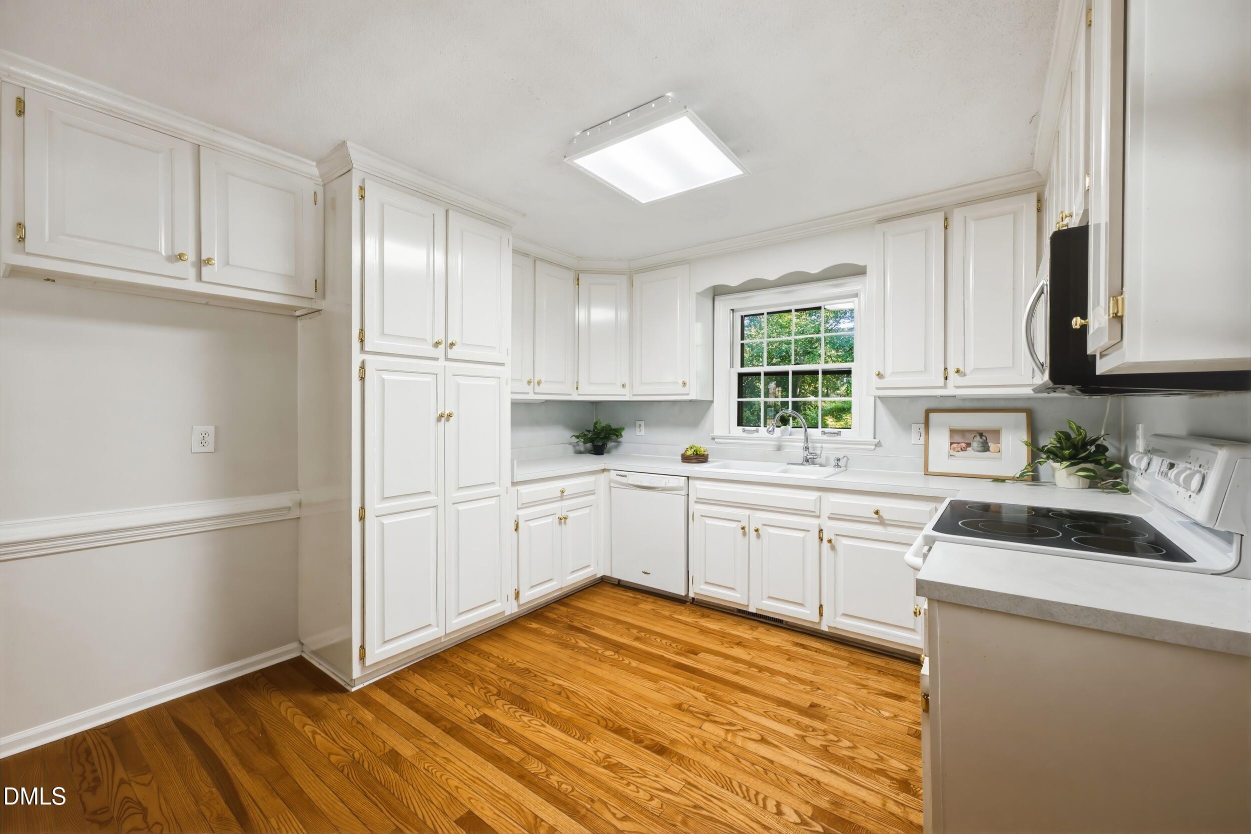 3405 Forest Road Raleigh, NC 27604 - Photo 13 of 43 13_12 -3405 forest rd, interior, kitchen