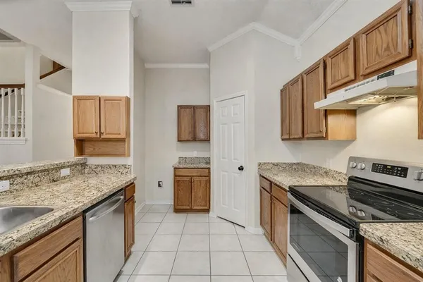 $2,200 | 8113 Heritage Pl Drive, Fort Worth, TX 76137