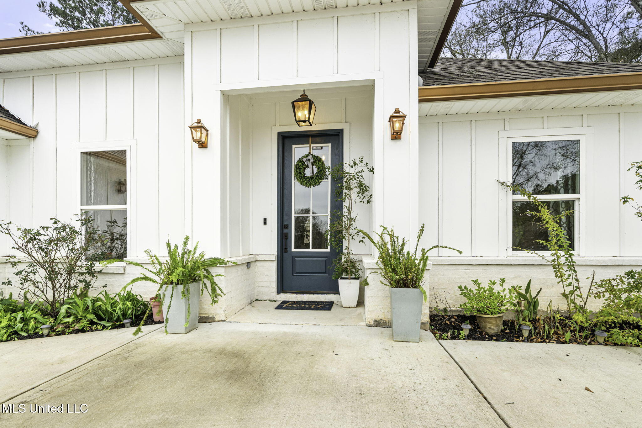 27 Forrest View Drive Carriere, MS 39426 - Photo 3 of 28 3-web-or-mls-Forrest View (27)