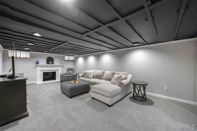 $589,000 | 7809 Kenridge Lane, St. Louis, MO 63119