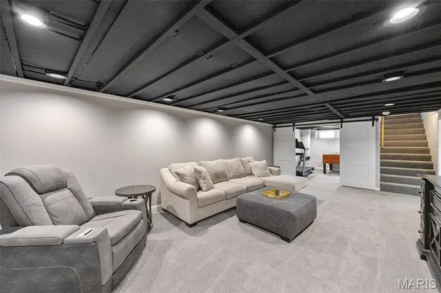 $589,000 | 7809 Kenridge Lane, St. Louis, MO 63119