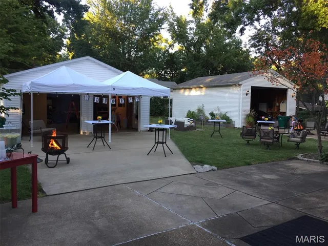 $589,000 | 7809 Kenridge Lane, St. Louis, MO 63119