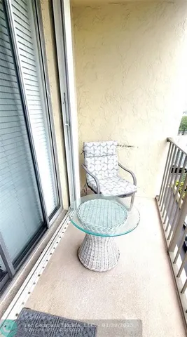 $2,000 | 1009 North Ocean Boulevard, Unit 411, Pompano Beach, FL 33062