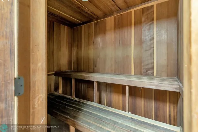 $2,000 | 1009 North Ocean Boulevard, Unit 411, Pompano Beach, FL 33062