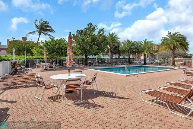 $2,000 | 1009 North Ocean Boulevard, Unit 411, Pompano Beach, FL 33062