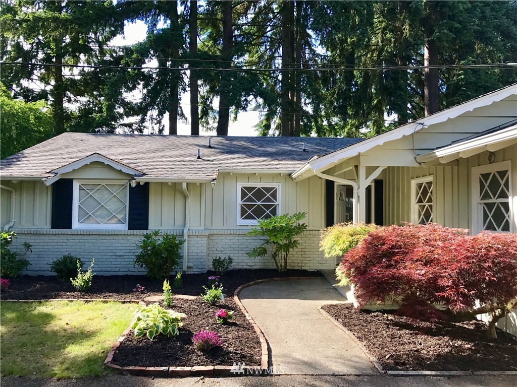 4316 Robin Road West University Place, WA 98466 - Photo 1 of 20 Gallery Image 1