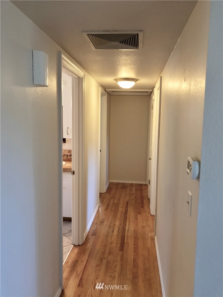 4316 Robin Road West University Place, WA 98466 - Photo 14 of 20 Gallery Image 14