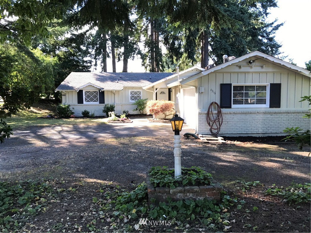 4316 Robin Road West University Place, WA 98466 - Photo 3 of 20 Gallery Image 3