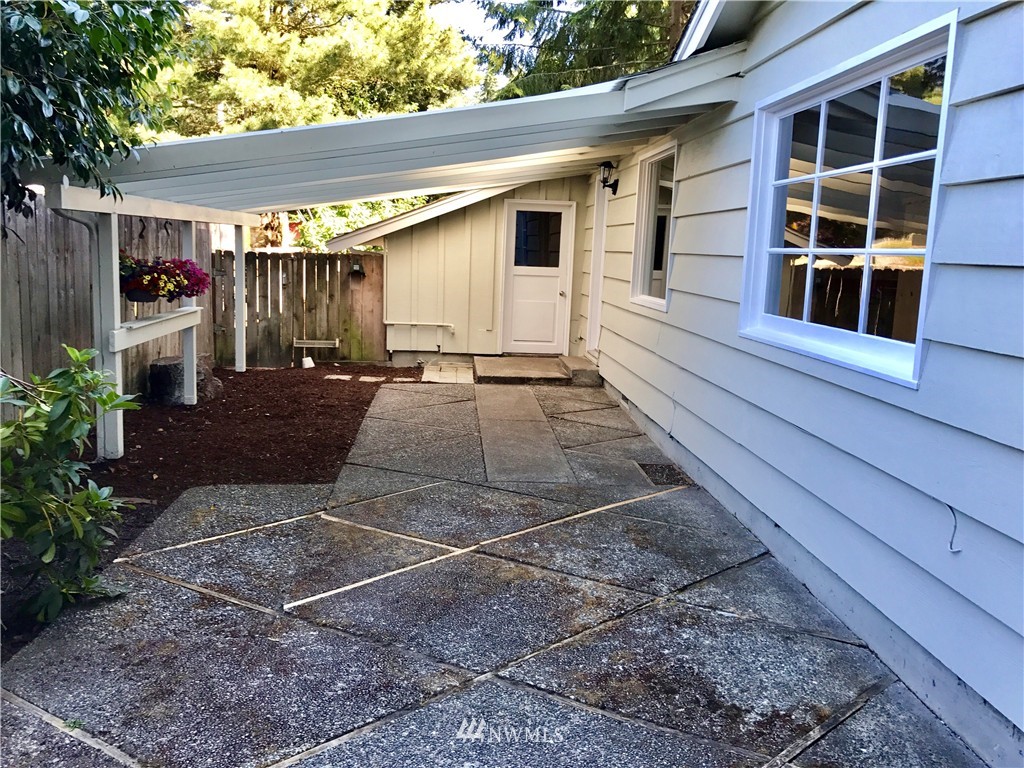 4316 Robin Road West University Place, WA 98466 - Photo 6 of 20 Gallery Image 6