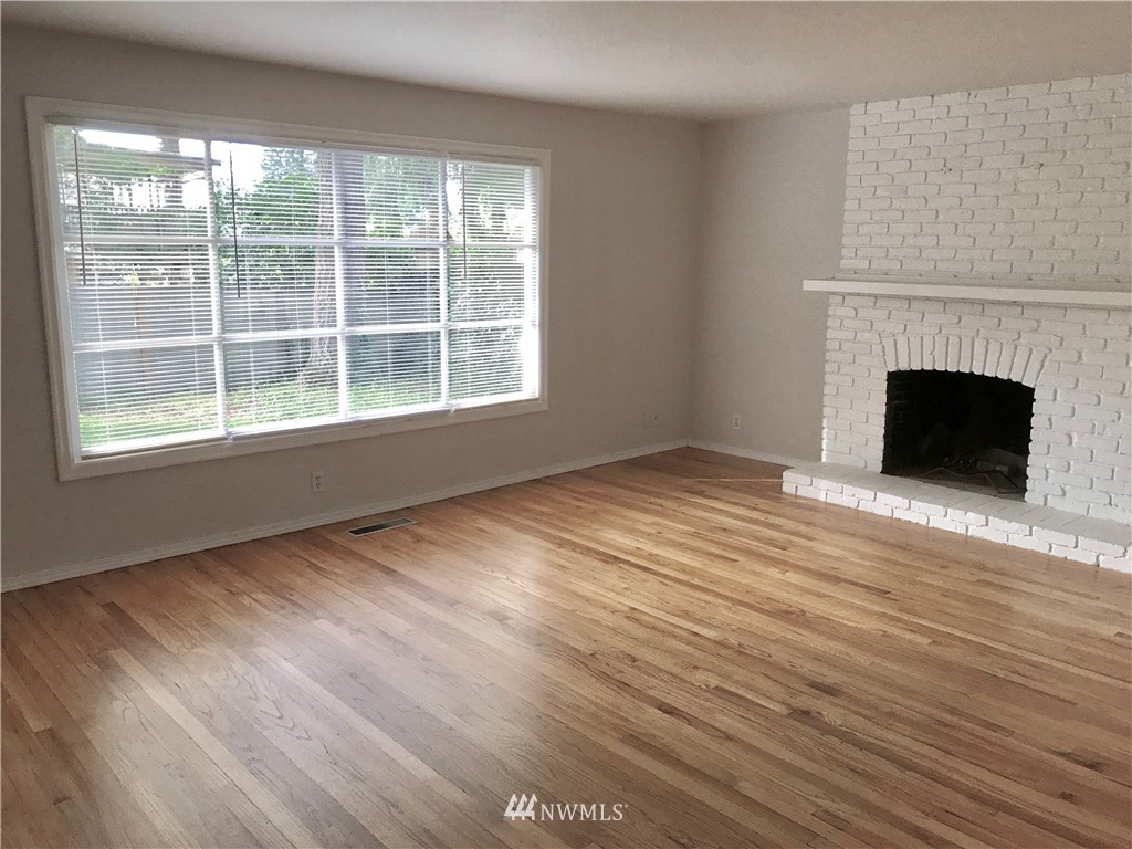 4316 Robin Road West University Place, WA 98466 - Photo 8 of 20 Gallery Image 8