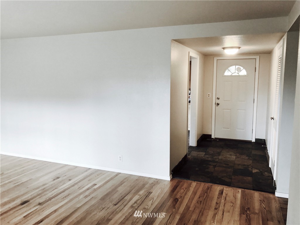 4316 Robin Road West University Place, WA 98466 - Photo 10 of 20 Gallery Image 10