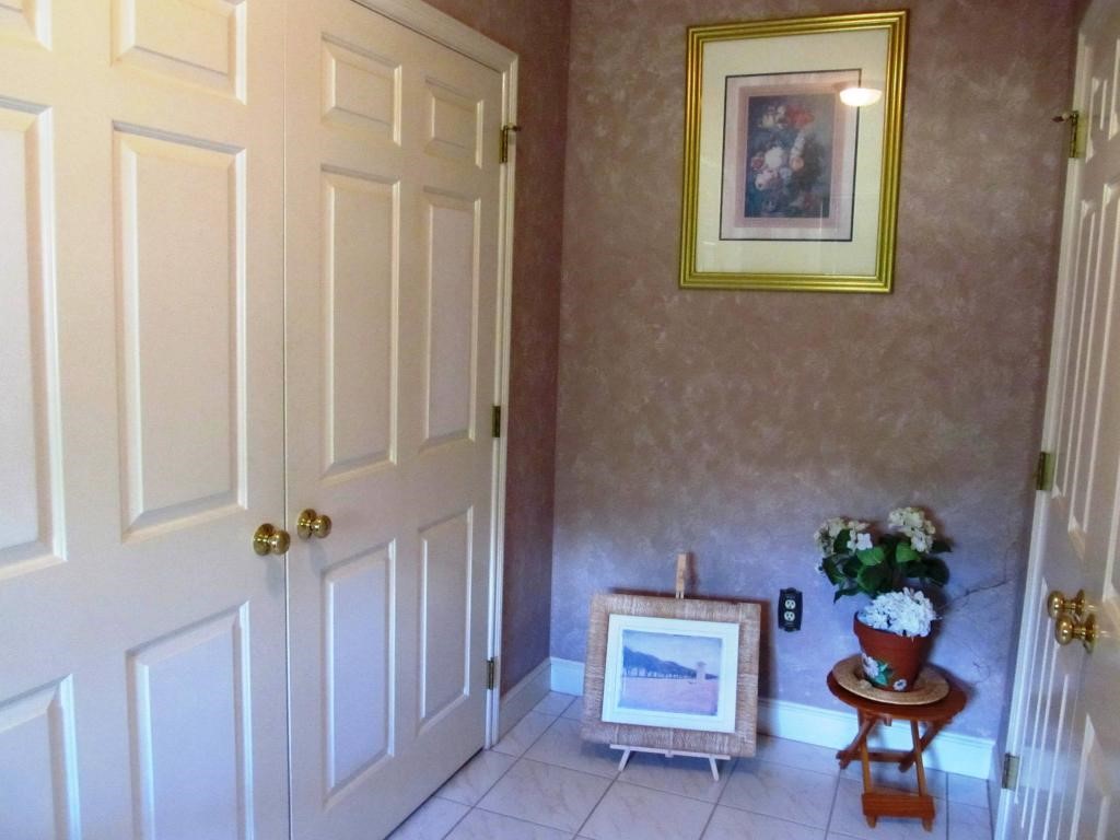 8 Muscatanipus Road Brookline, NH 03033 - Photo 15 of 36