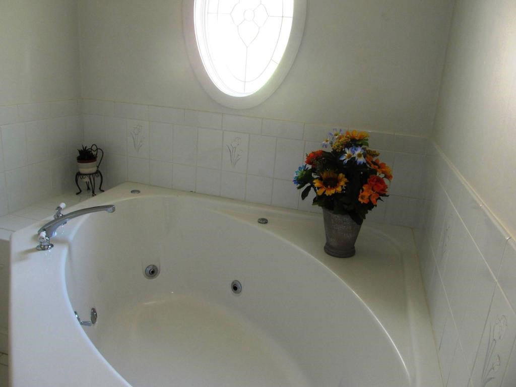 8 Muscatanipus Road Brookline, NH 03033 - Photo 19 of 36