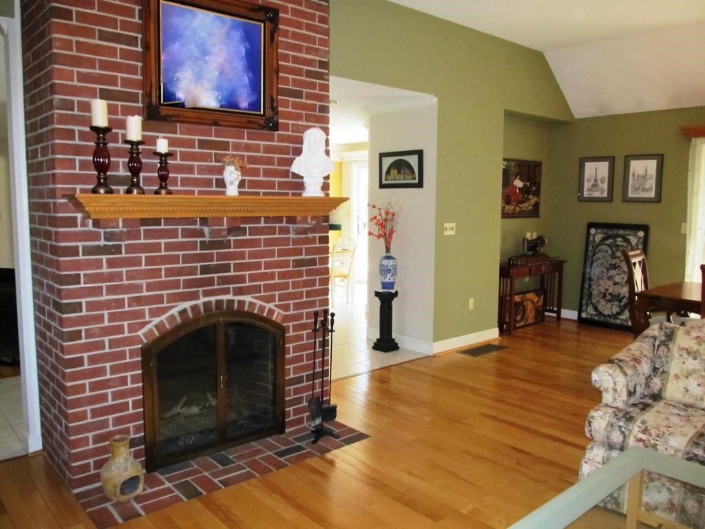 8 Muscatanipus Road Brookline, NH 03033 - Photo 8 of 36