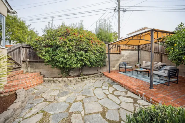 $899,000 | 2609 Charleston Street, Oakland, CA 94602