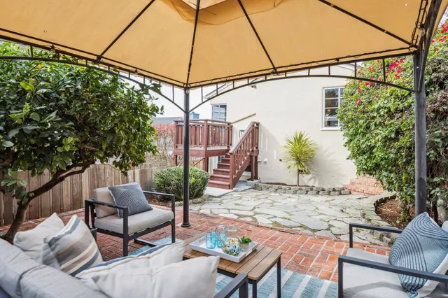 $899,000 | 2609 Charleston Street, Oakland, CA 94602