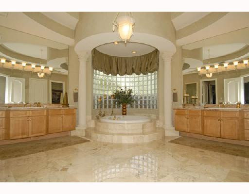 3540 Paddock Road Weston, FL 33331 - Photo 10 of 16 Master Bath/Spa