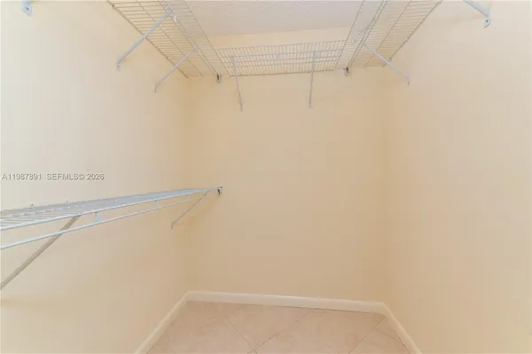 $2,900 | 545 Southeast 12th Street, Unit 305, Dania Beach, FL 33004