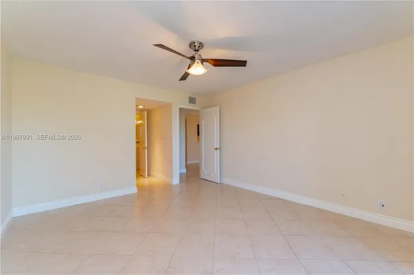 $2,900 | 545 Southeast 12th Street, Unit 305, Dania Beach, FL 33004