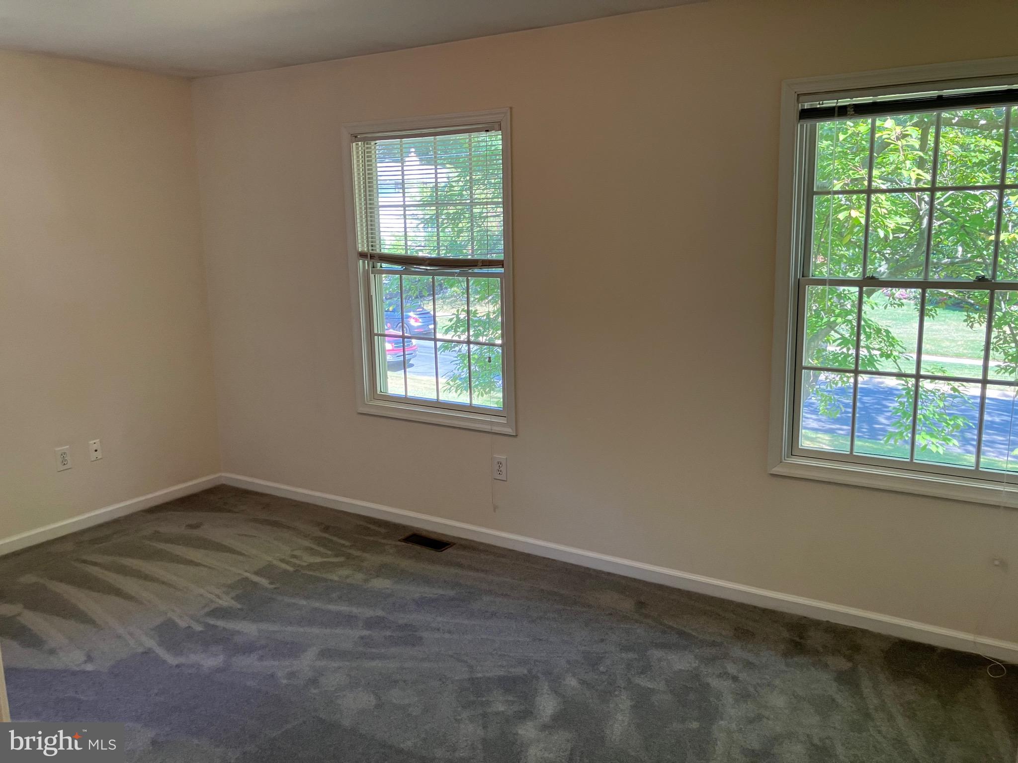 10316 Royal Road Silver Spring, MD 20903 - Photo 34 of 46 an empty room with a window
