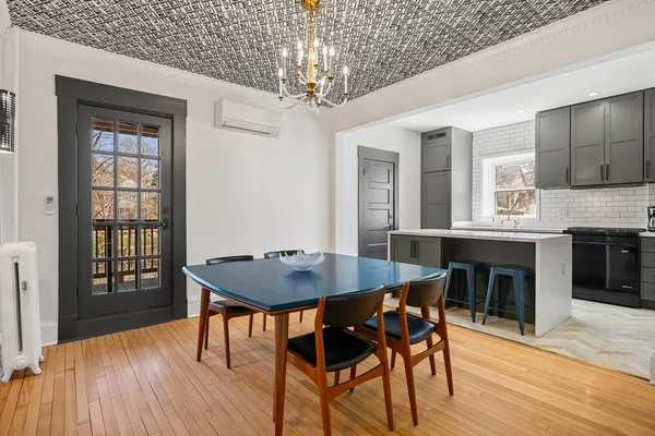 $1,325,000 | 147 Longwood Avenue, Unit 2, Brookline, MA 02446