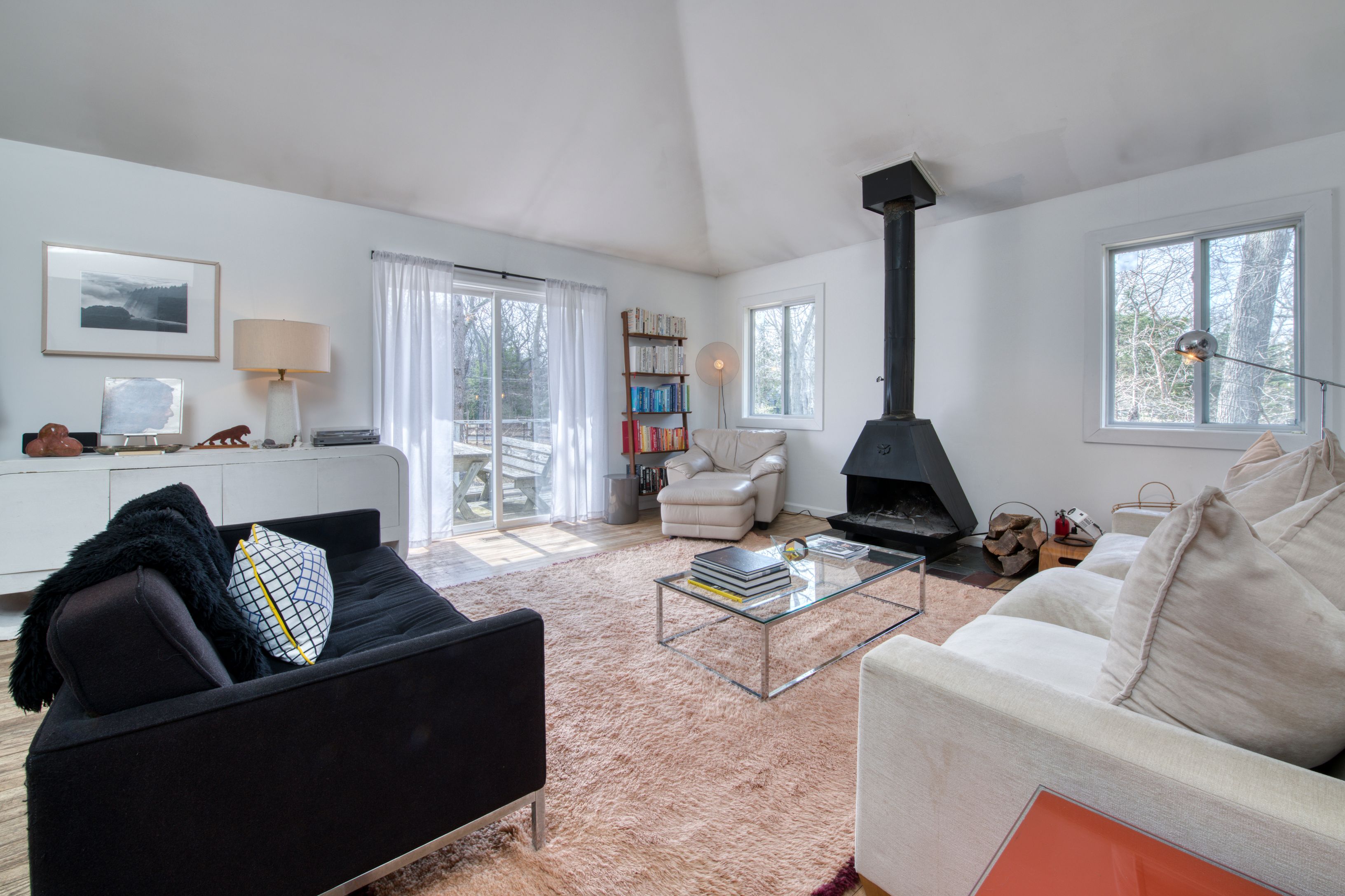 73 Camberly Road East Hampton, NY 11937 - Photo 3 of 8