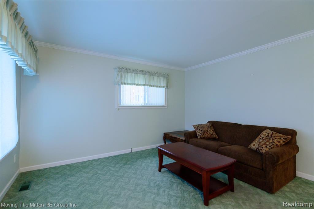32623 Joy Road Westland, MI 48185 - Photo 4 of 34