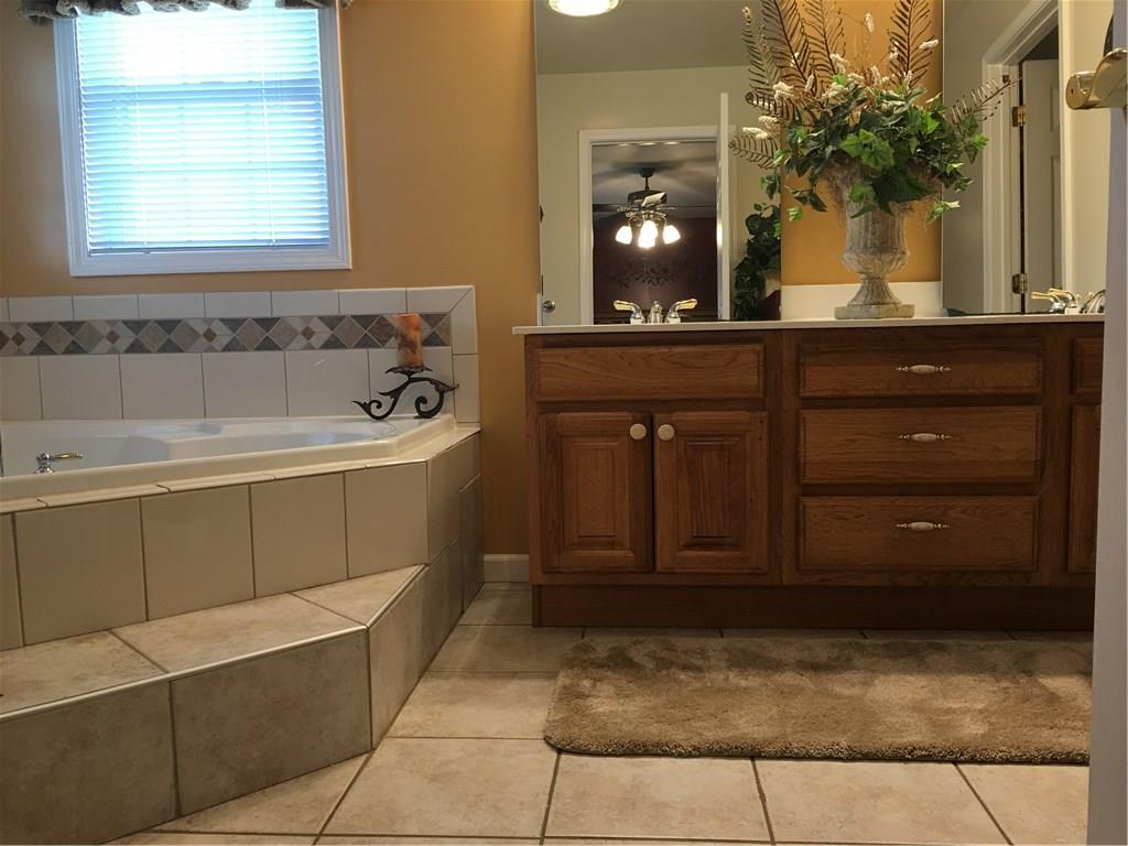 12495 East Legal Tender Road Columbus, IN 47203 - Photo 20 of 44 Gallery Image 20