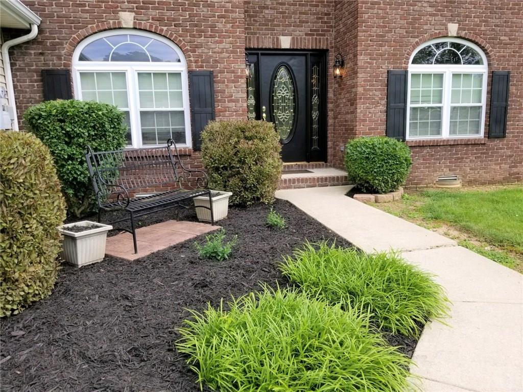 12495 East Legal Tender Road Columbus, IN 47203 - Photo 2 of 44 Gallery Image 2