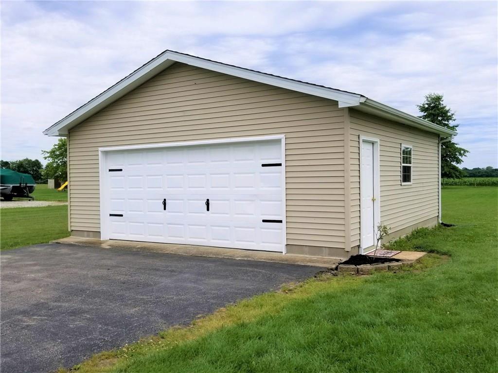 12495 East Legal Tender Road Columbus, IN 47203 - Photo 43 of 44 Gallery Image 43