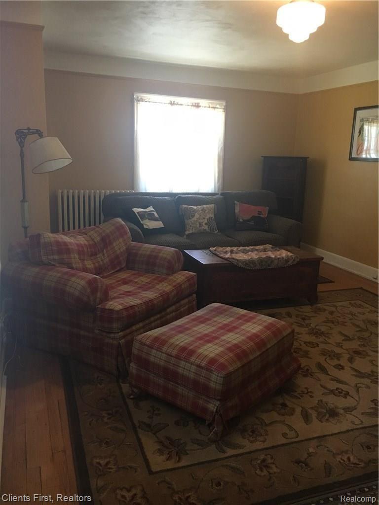 27157 Howell Road Redford, MI 48239 - Photo 24 of 46 IMG_4728 - Copy.JPG