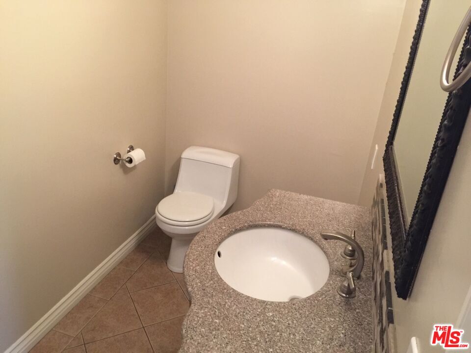 1408 Valley View Road, Unit 2 Glendale, CA 91202 - Photo 11 of 22