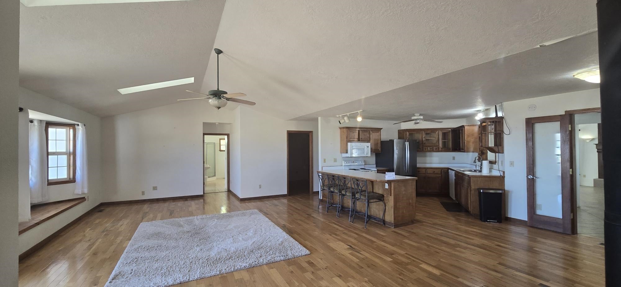 5811 Ager Road Montague, CA 96064 - Photo 8 of 41 Gallery Image 8