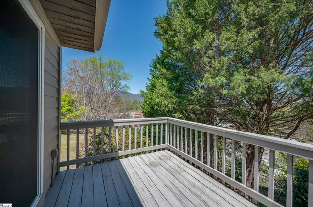 $375,000 | 77 Chestnut Street, Unit OAK 301, Tryon, NC 28782