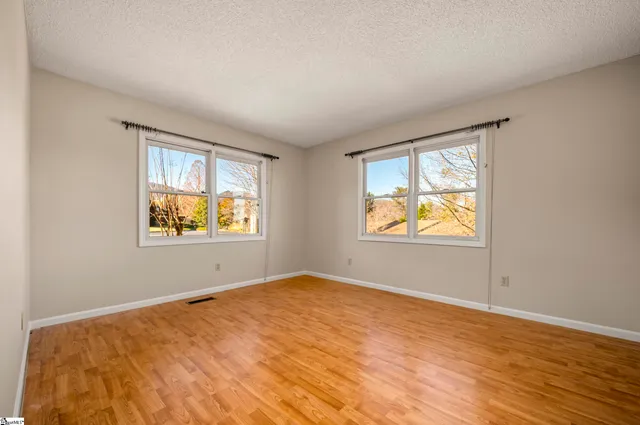 $375,000 | 77 Chestnut Street, Unit OAK 301, Tryon, NC 28782