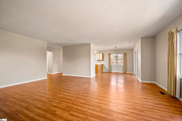 $375,000 | 77 Chestnut Street, Unit OAK 301, Tryon, NC 28782