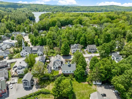 $895,000 | 11 Highland Street, Meredith, NH 03253