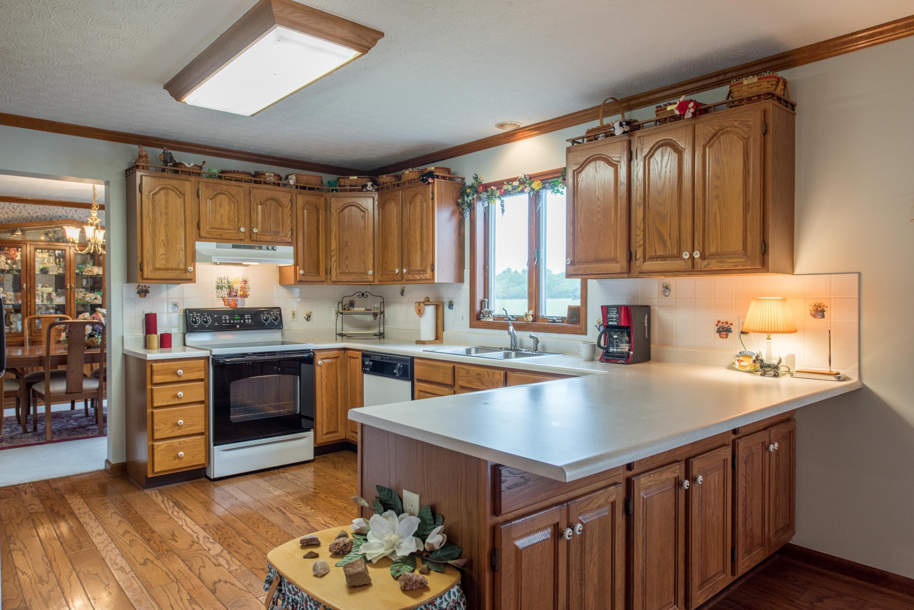 1875 Carroll Eastern Road Northwest Lancaster, OH 43130 - Photo 7 of 48 Gallery Image 7