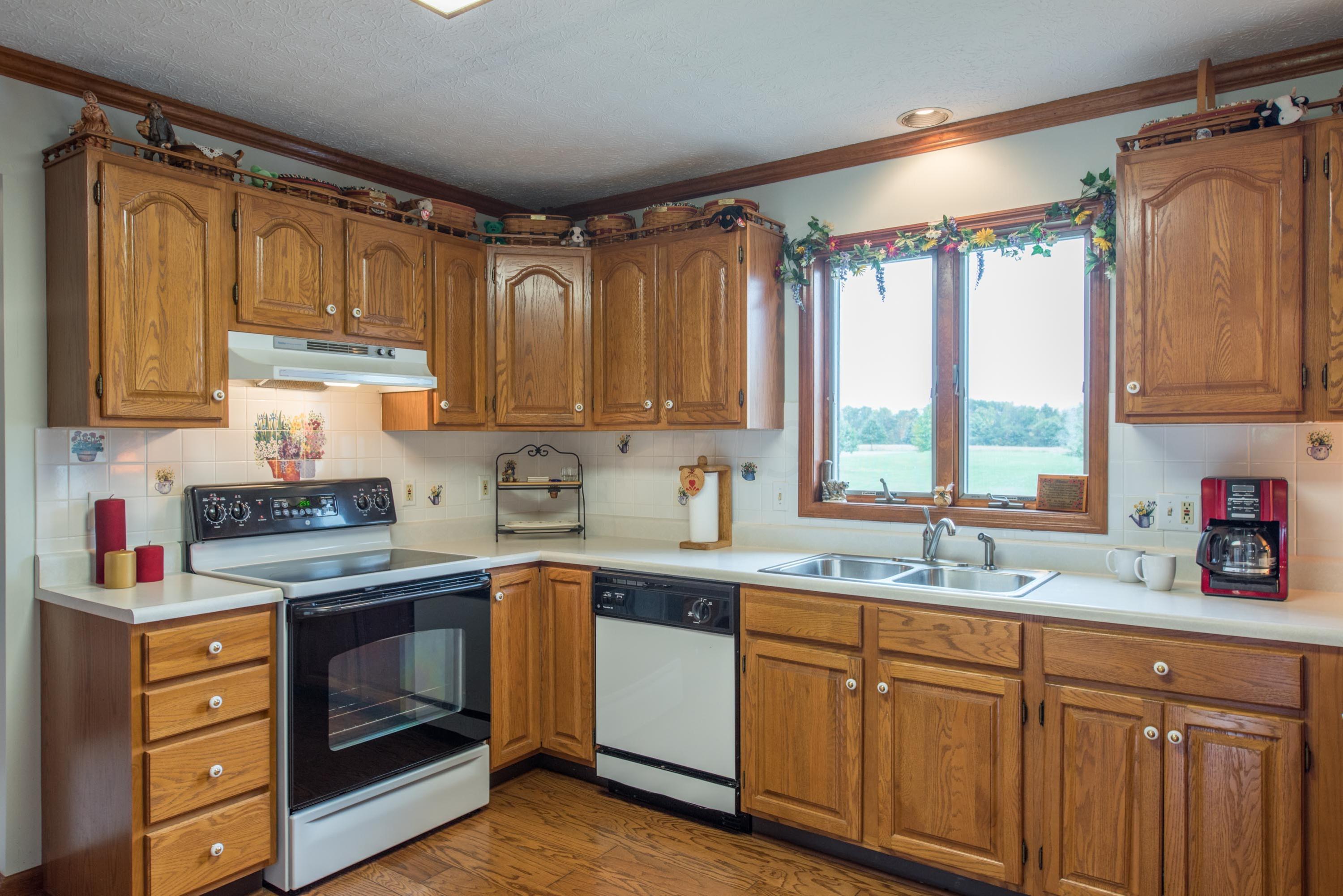 1875 Carroll Eastern Road Northwest Lancaster, OH 43130 - Photo 8 of 48 Gallery Image 8
