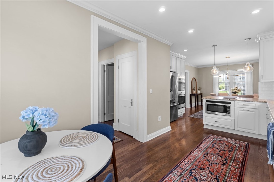 15715 Chadbourne Road Cleveland, OH 44120 - Photo 16 of 35 Gallery Image 16