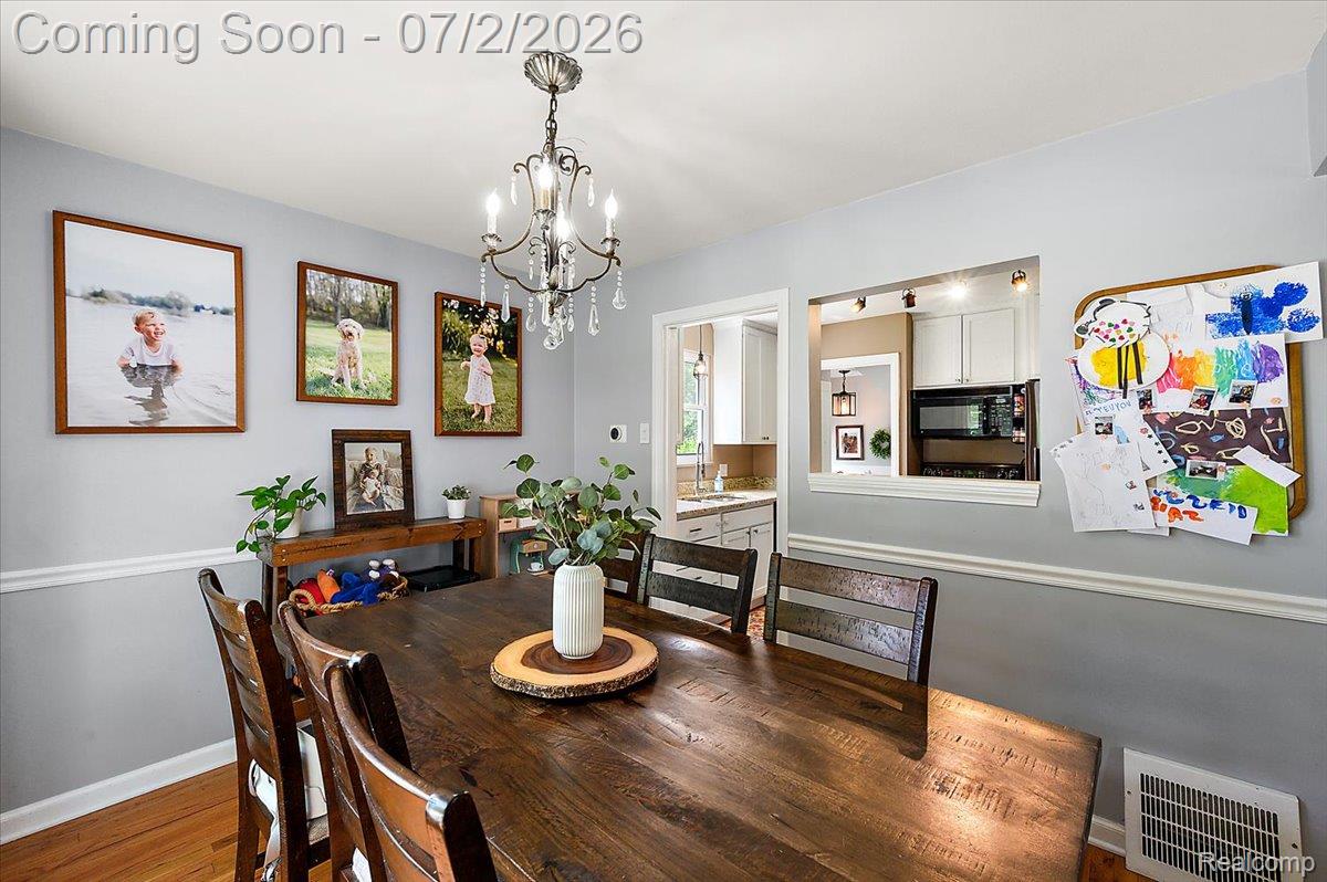 1706 Princeton Road Berkley, MI 48072 - Photo 11 of 49 Dining area