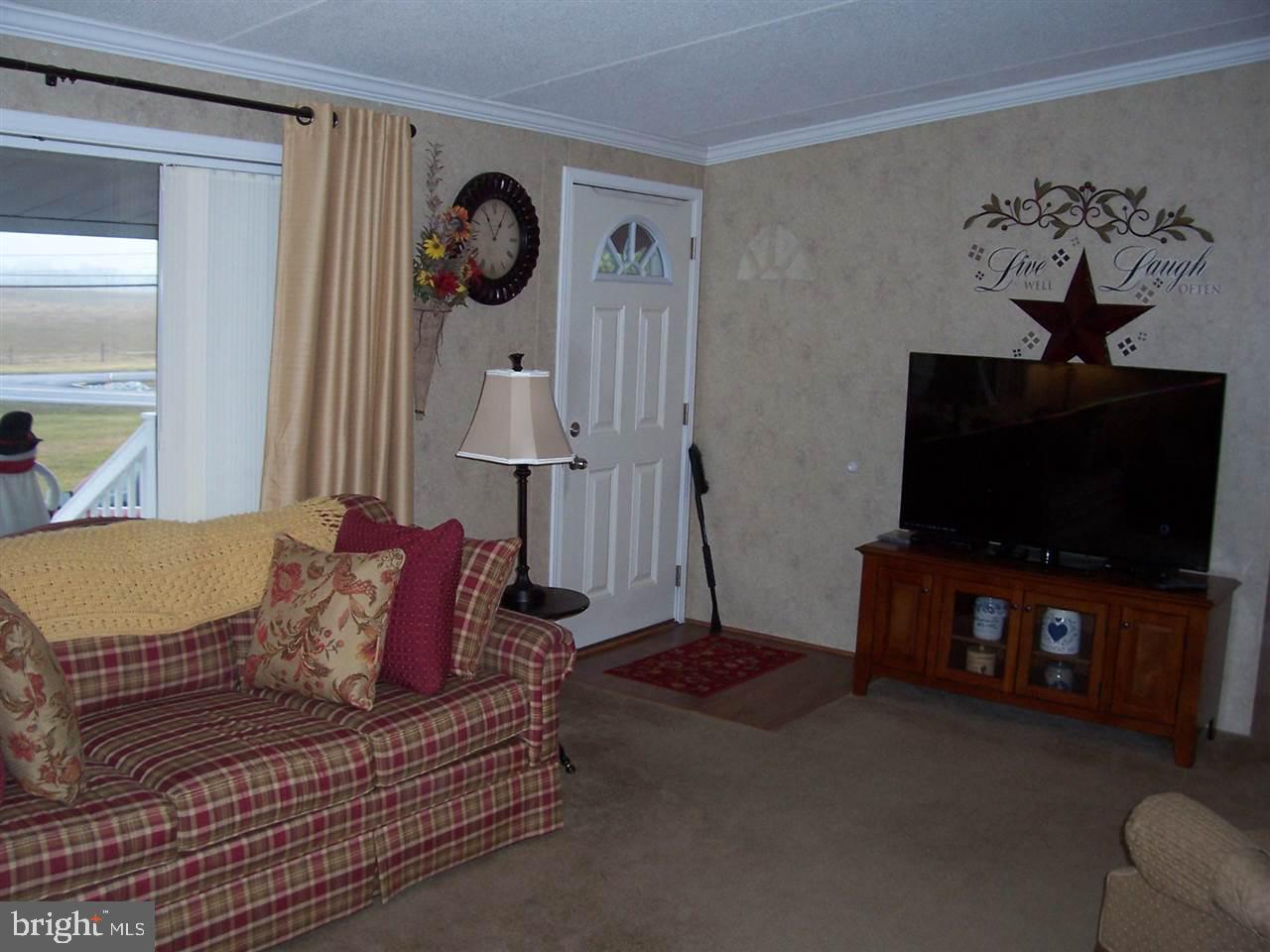 2160 Hanover Road, Unit 2 Gettysburg, PA 17325 - Photo 4 of 25