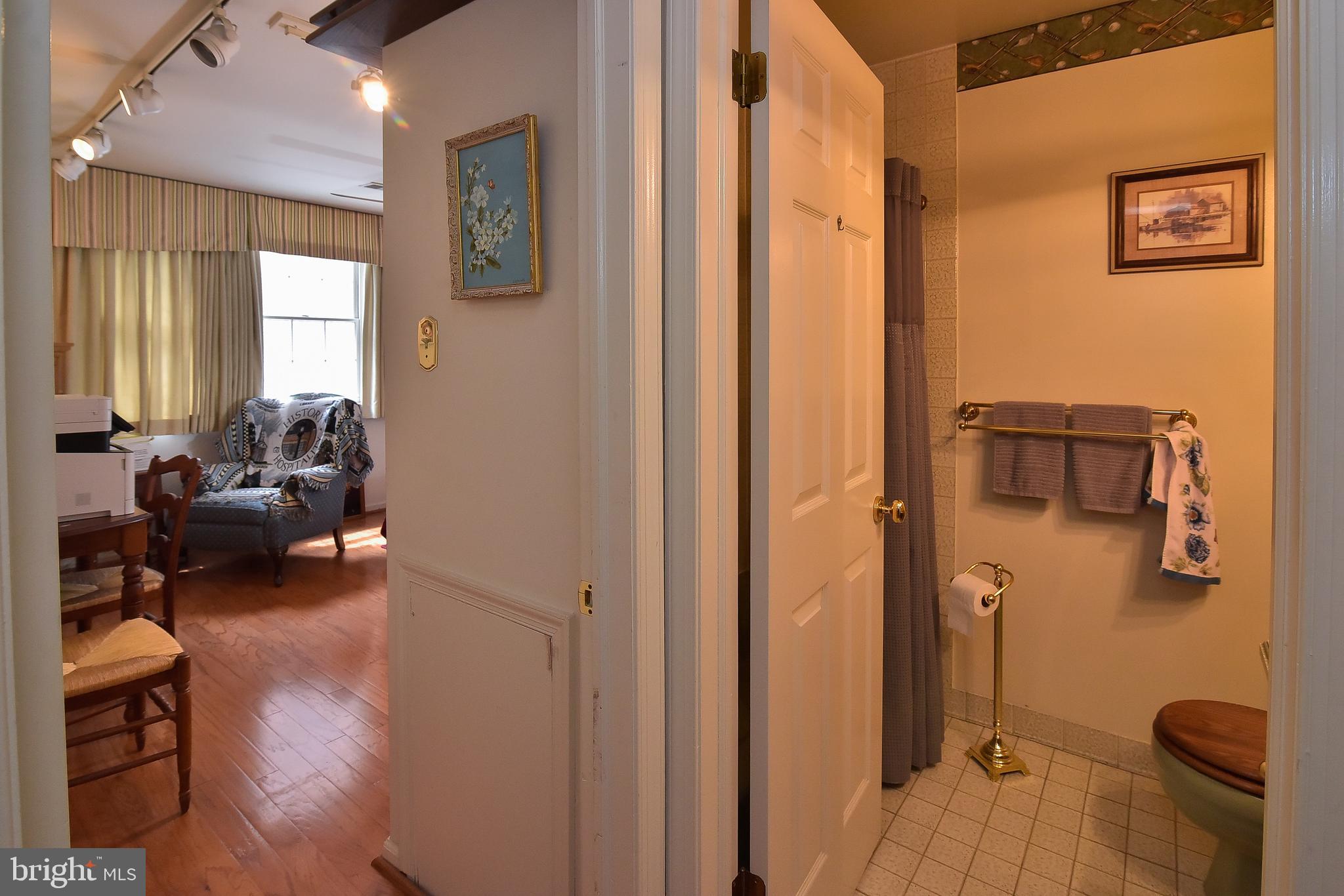 49 Haddonfield Cmns Haddonfield, NJ 08033 - Photo 31 of 96 Gallery Image 31
